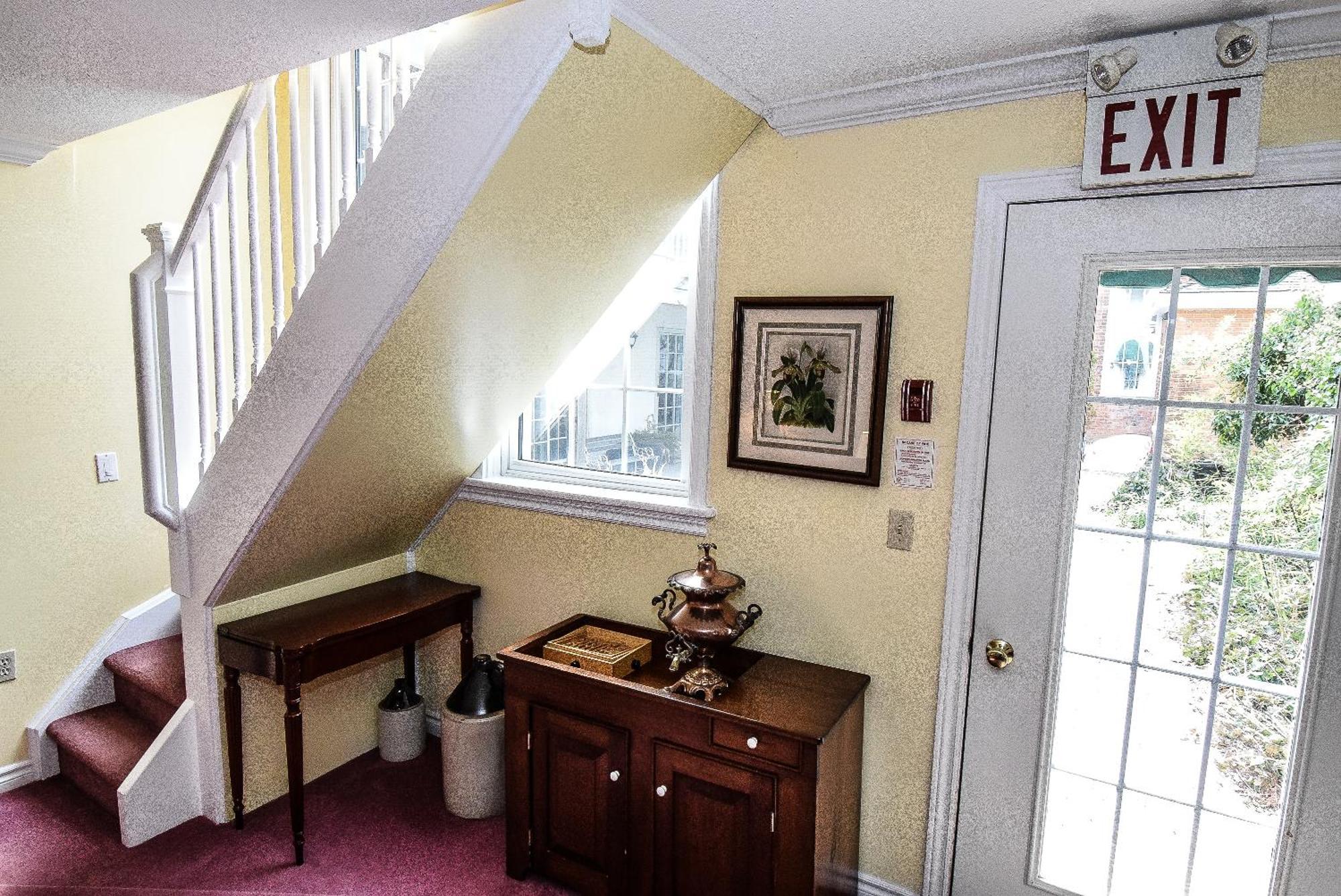 Blairpen House Country Inn Ниагара-он-те-Лейк Экстерьер фото