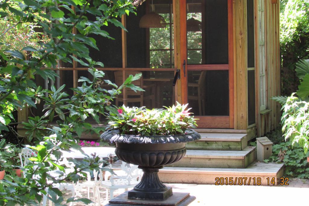 Blairpen House Country Inn Ниагара-он-те-Лейк Экстерьер фото