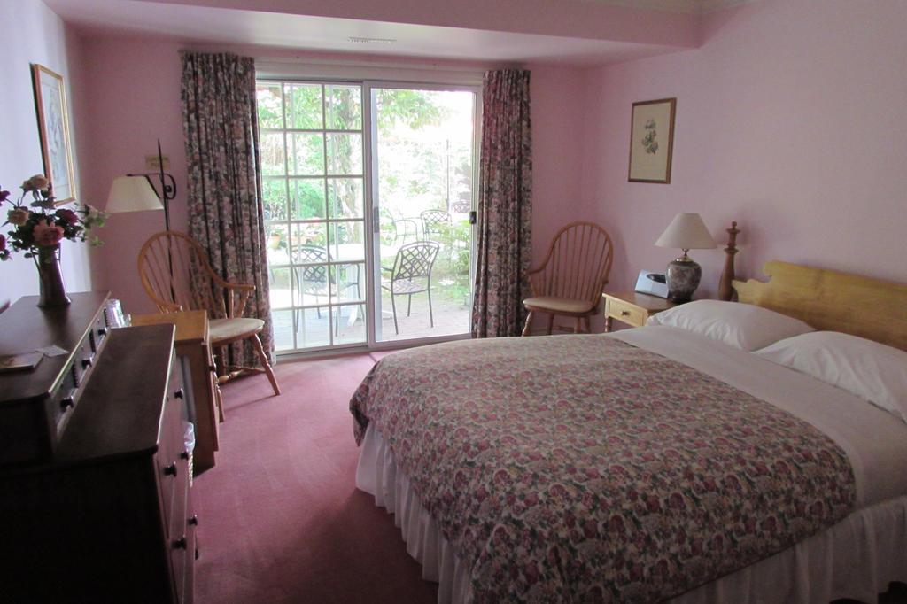 Blairpen House Country Inn Ниагара-он-те-Лейк Экстерьер фото